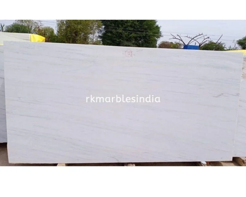 Nizarna white marble slabs