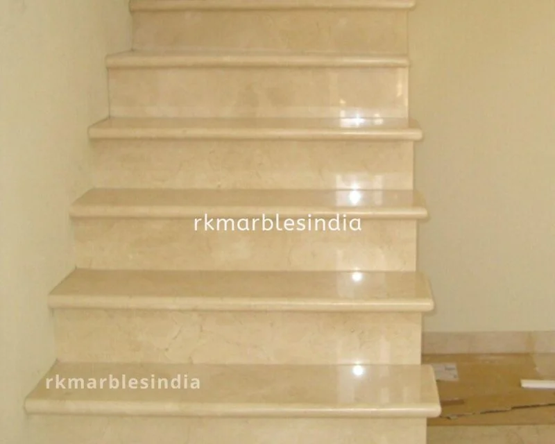 CREMA MARFIL ITALIAN MARBLE