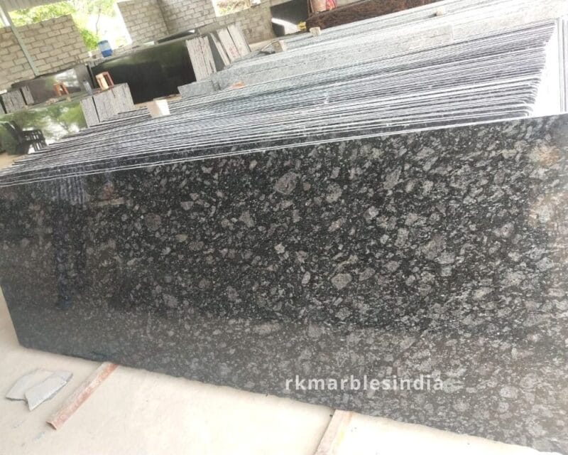 Cobbles Blue Granite